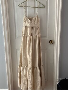 Forever 21 Cream Tiered Spaghetti-Strap Maxi Dress